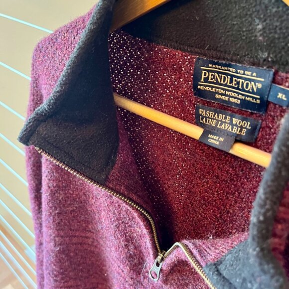 Men's Pendleton washable wool quarter zip sweater (XL) - Picture 2 of 4